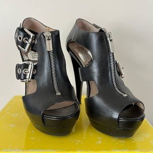 Micheal Kors Black Buckle heels
